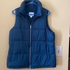 Old Navy Puffer Vest